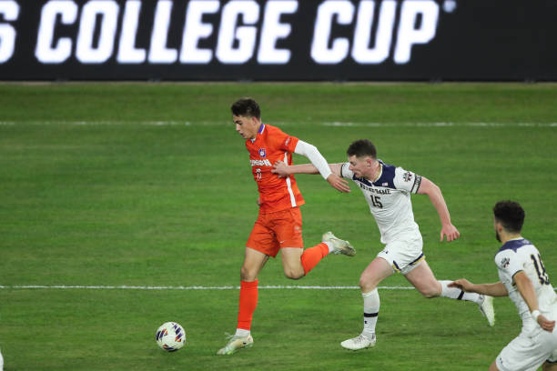 赛中逐步展 赛中逐步展