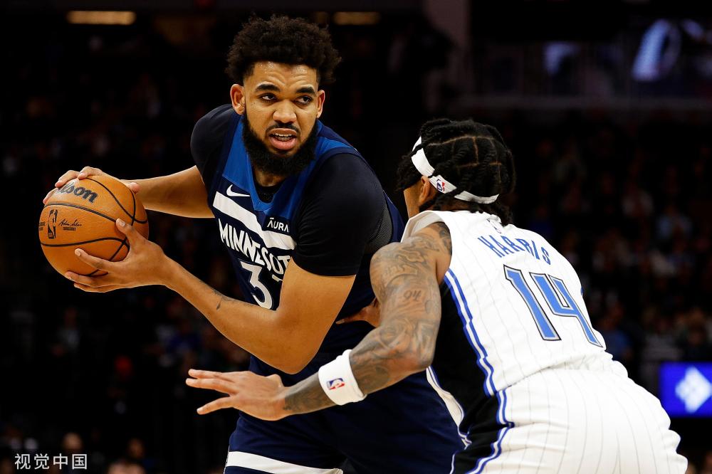 嶄露頭角的 嶄露頭角的