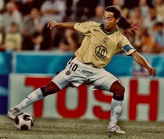 甲嶄露頭角 甲嶄露頭角